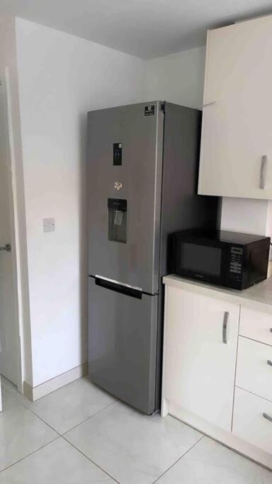 3 Stories, 5 Bedroom House In Prime Location With Balcony And Shared Garden 利物浦 外观 照片