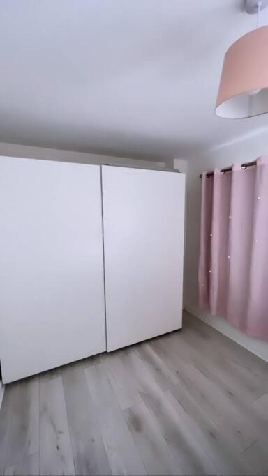 3 Stories, 5 Bedroom House In Prime Location With Balcony And Shared Garden 利物浦 外观 照片